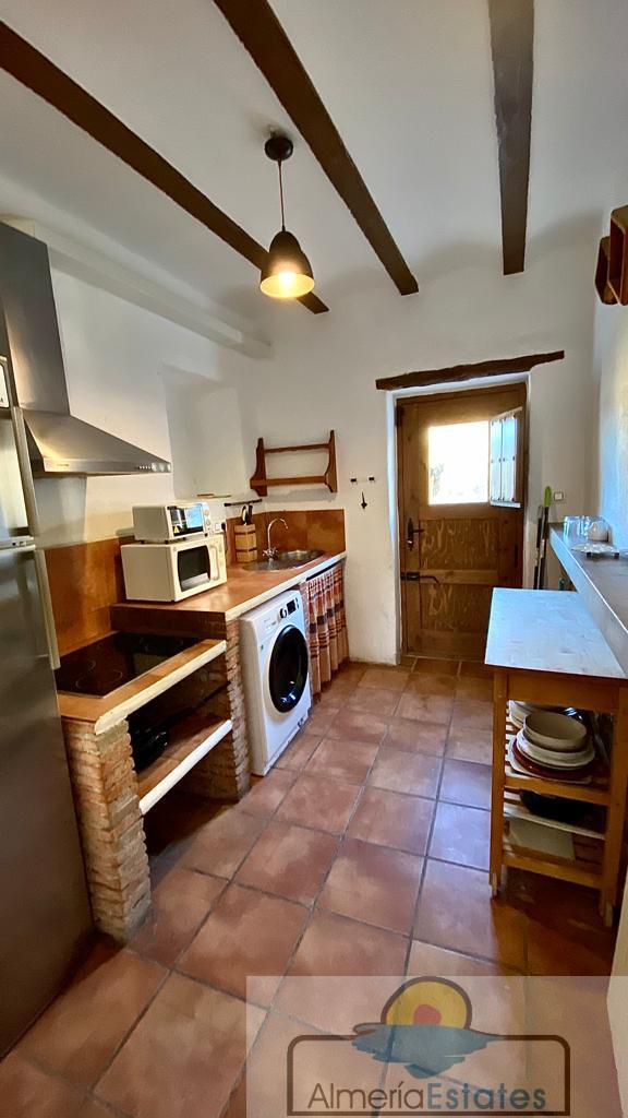 Venta de villa en Taberno