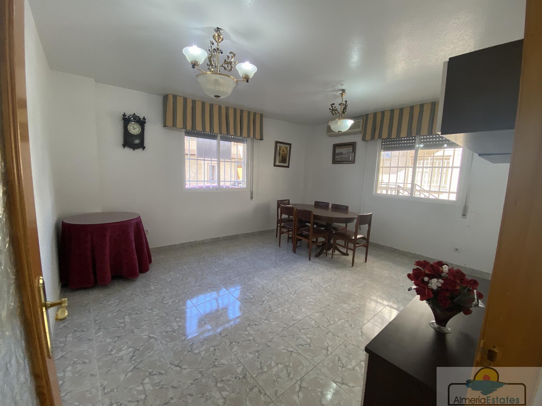 For sale of flat in Olula del Río