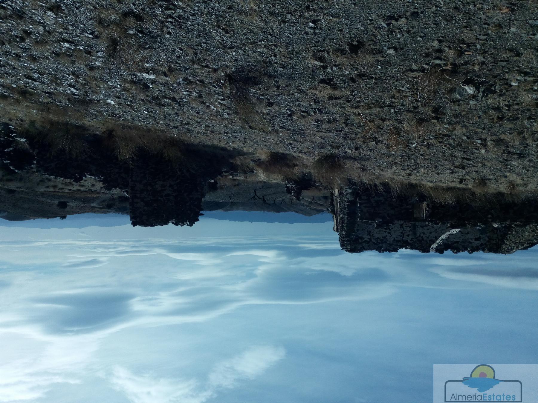 Venta de finca rústica en Taberno