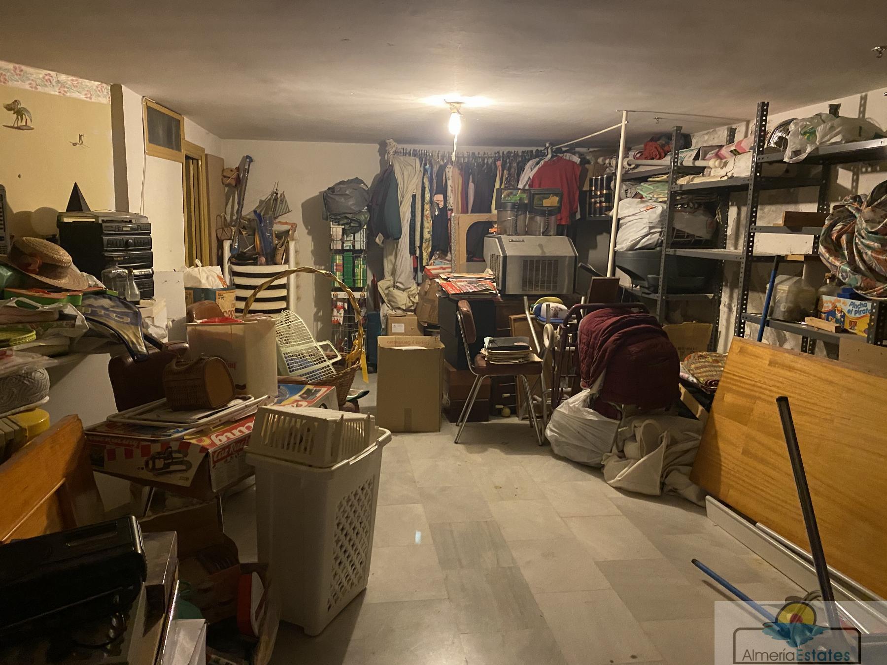 Venta de casa en Macael