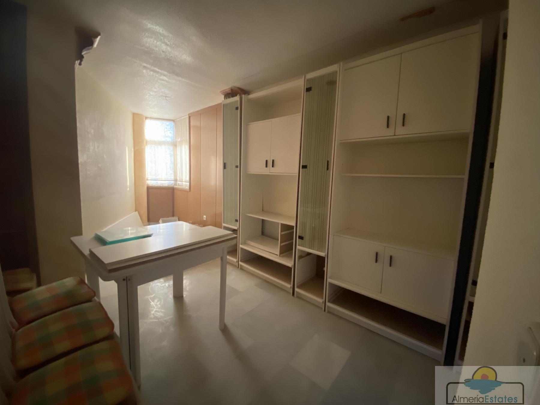 Venta de casa en Macael