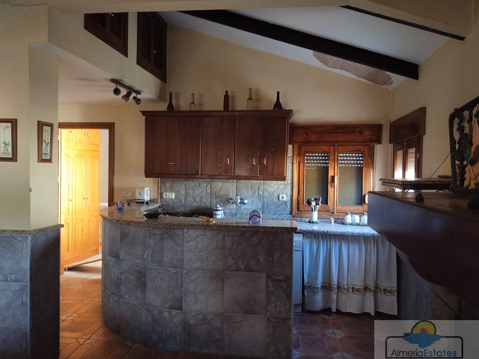 Venta de casa en Macael