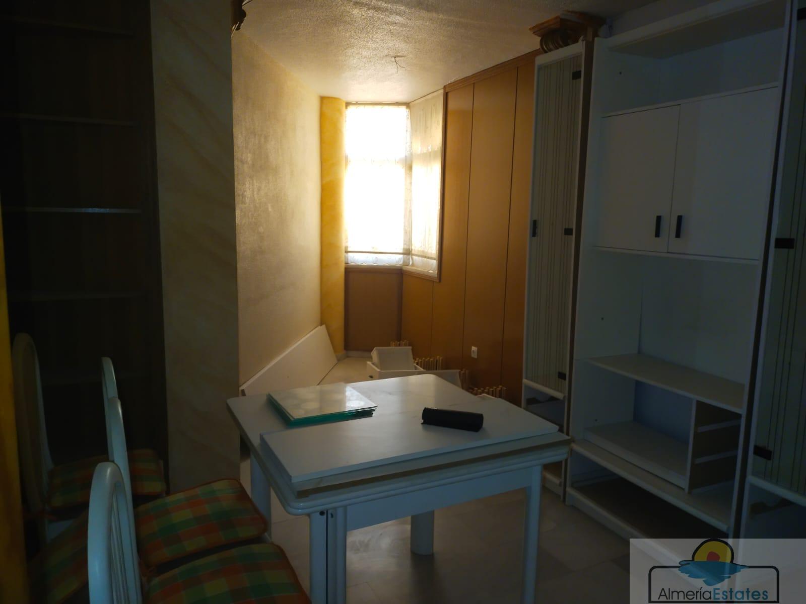 Venta de casa en Macael