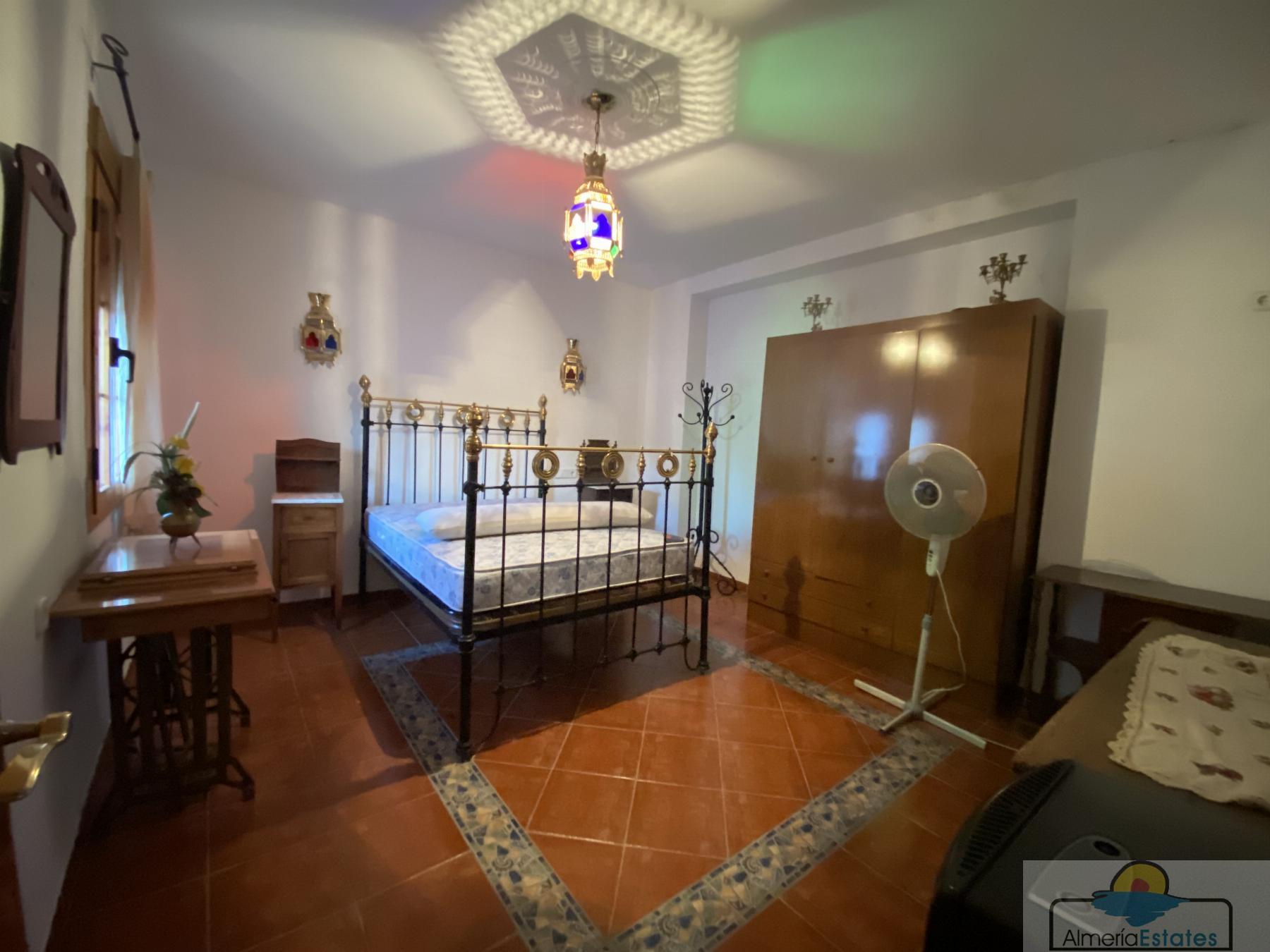 Venta de casa en Tíjola