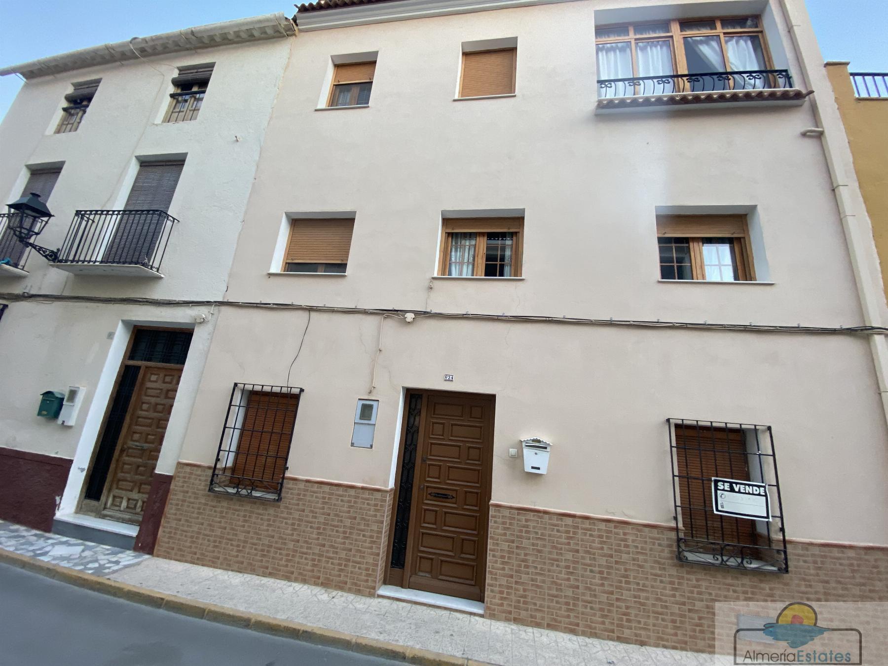 Venta de casa en Tíjola