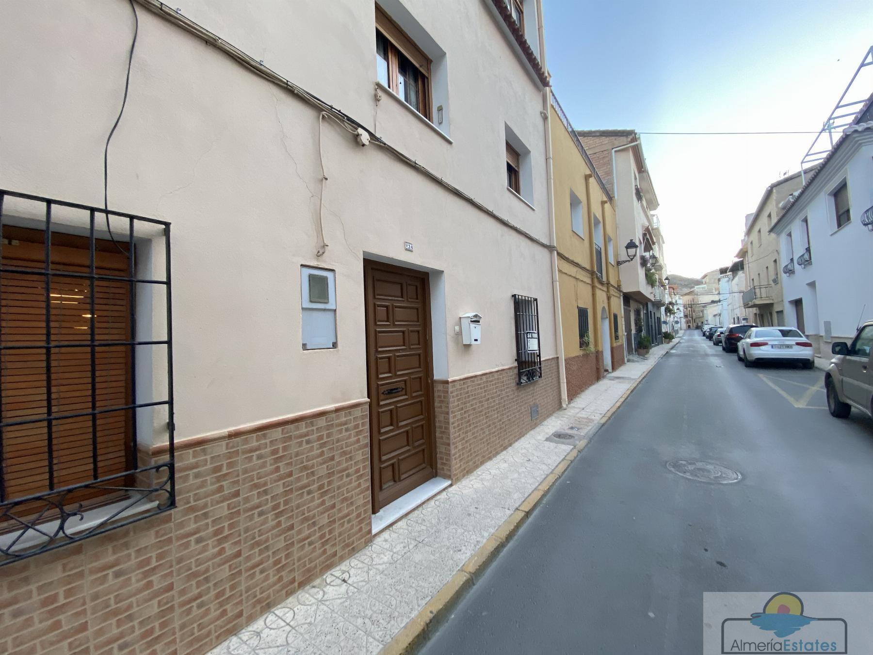 Venta de casa en Tíjola