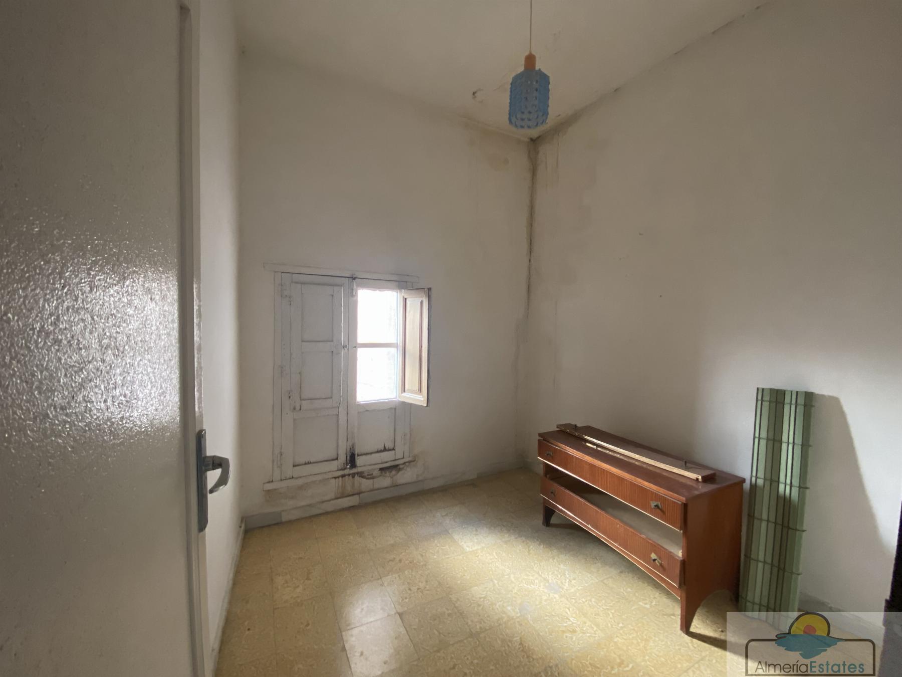 Venta de casa en Tíjola
