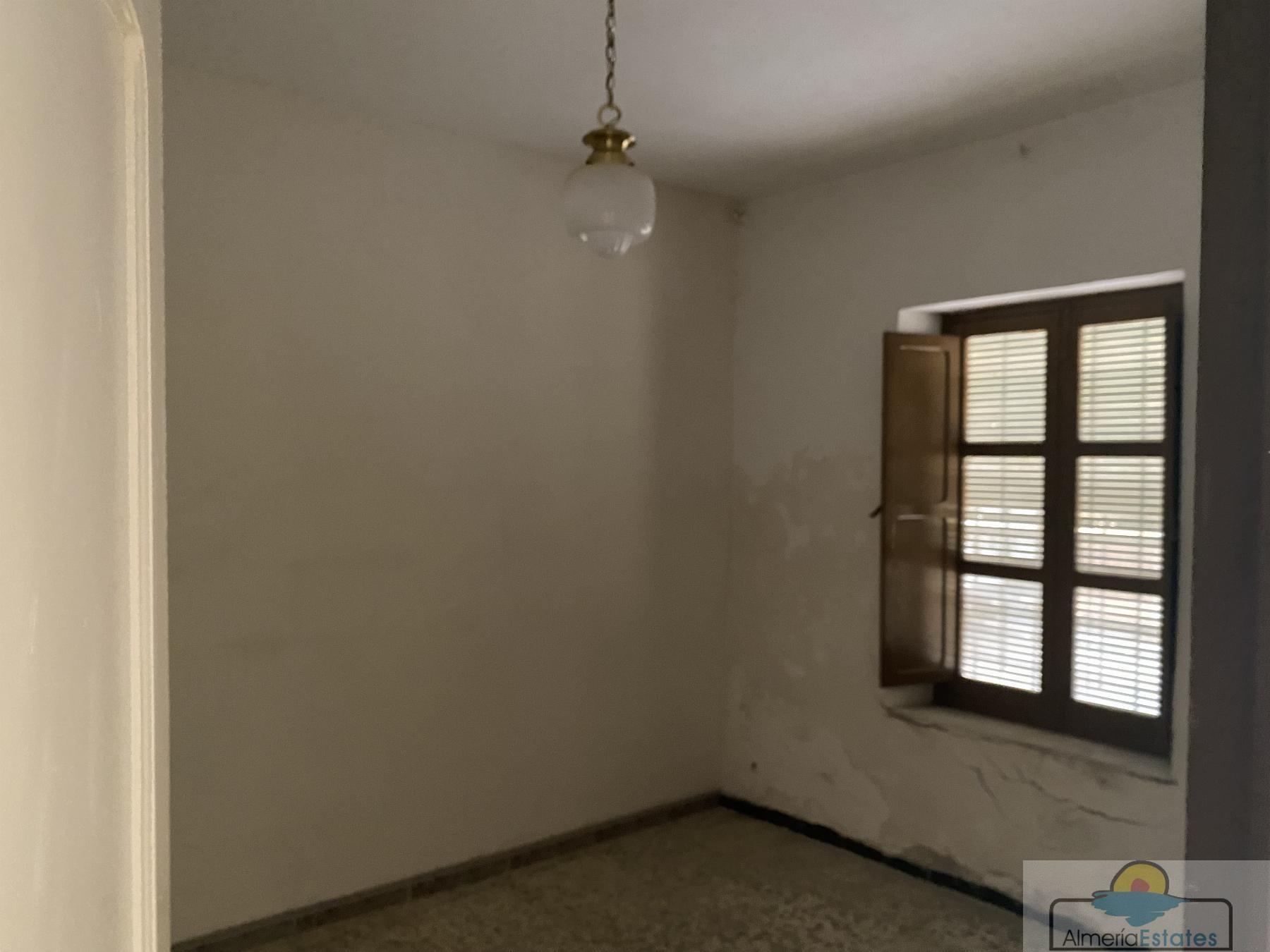 Venta de casa en Tíjola