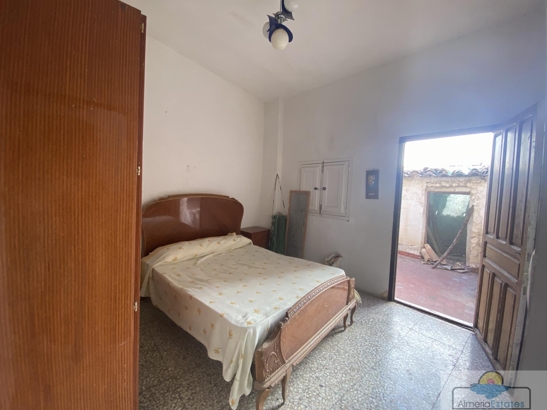 Venta de casa en Tíjola