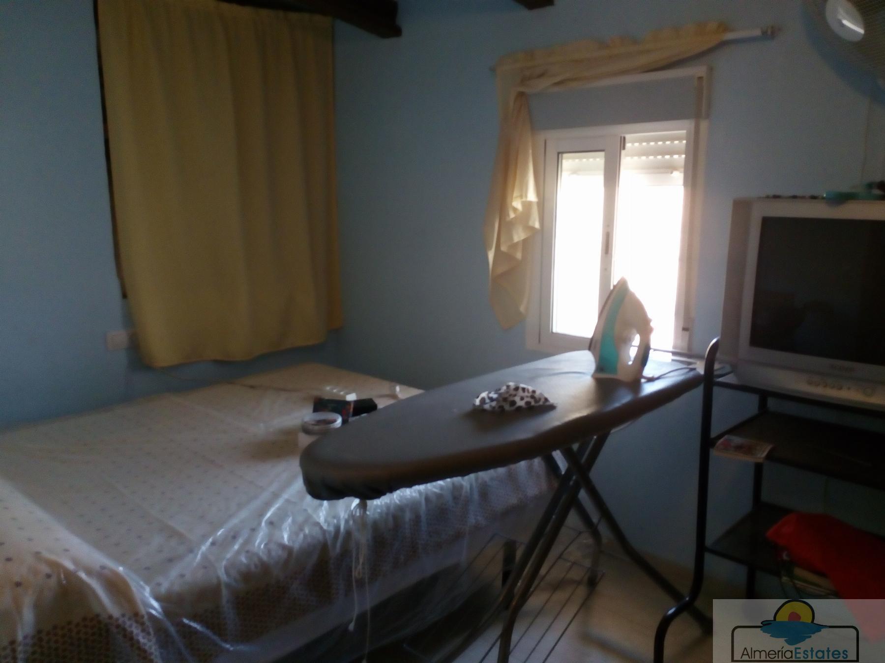 Venta de villa en Taberno