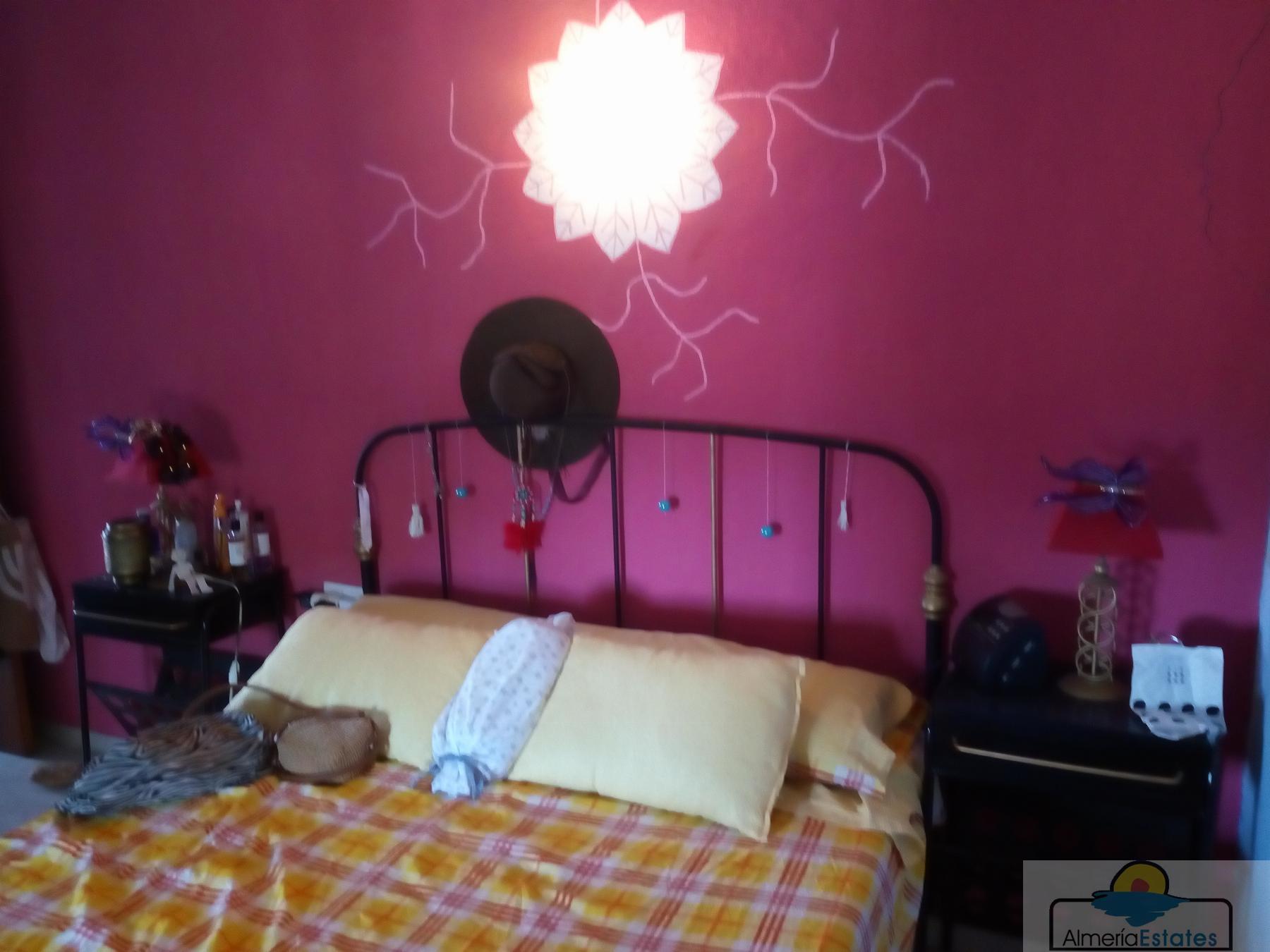 Venta de villa en Taberno