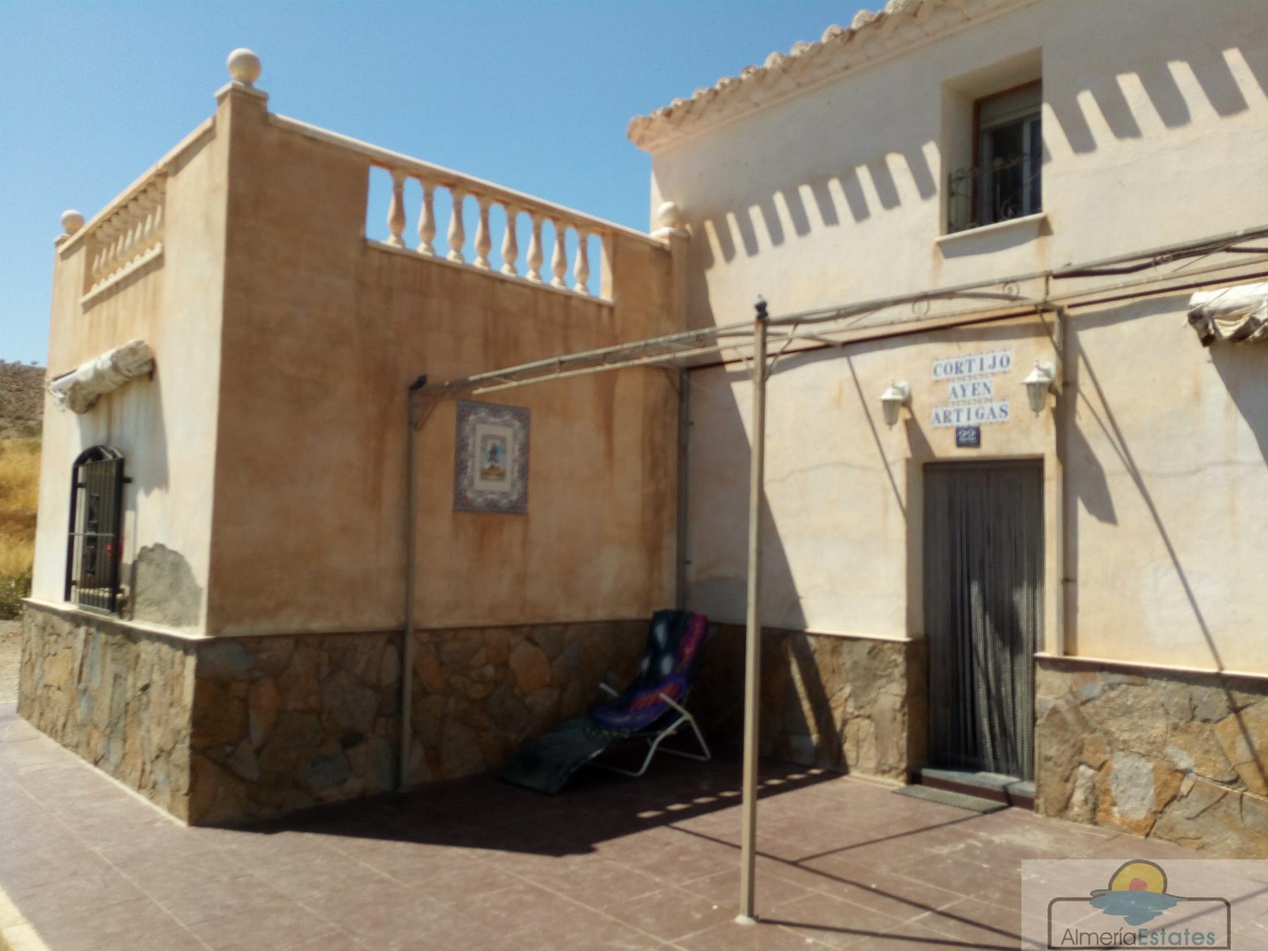 Venta de villa en Taberno