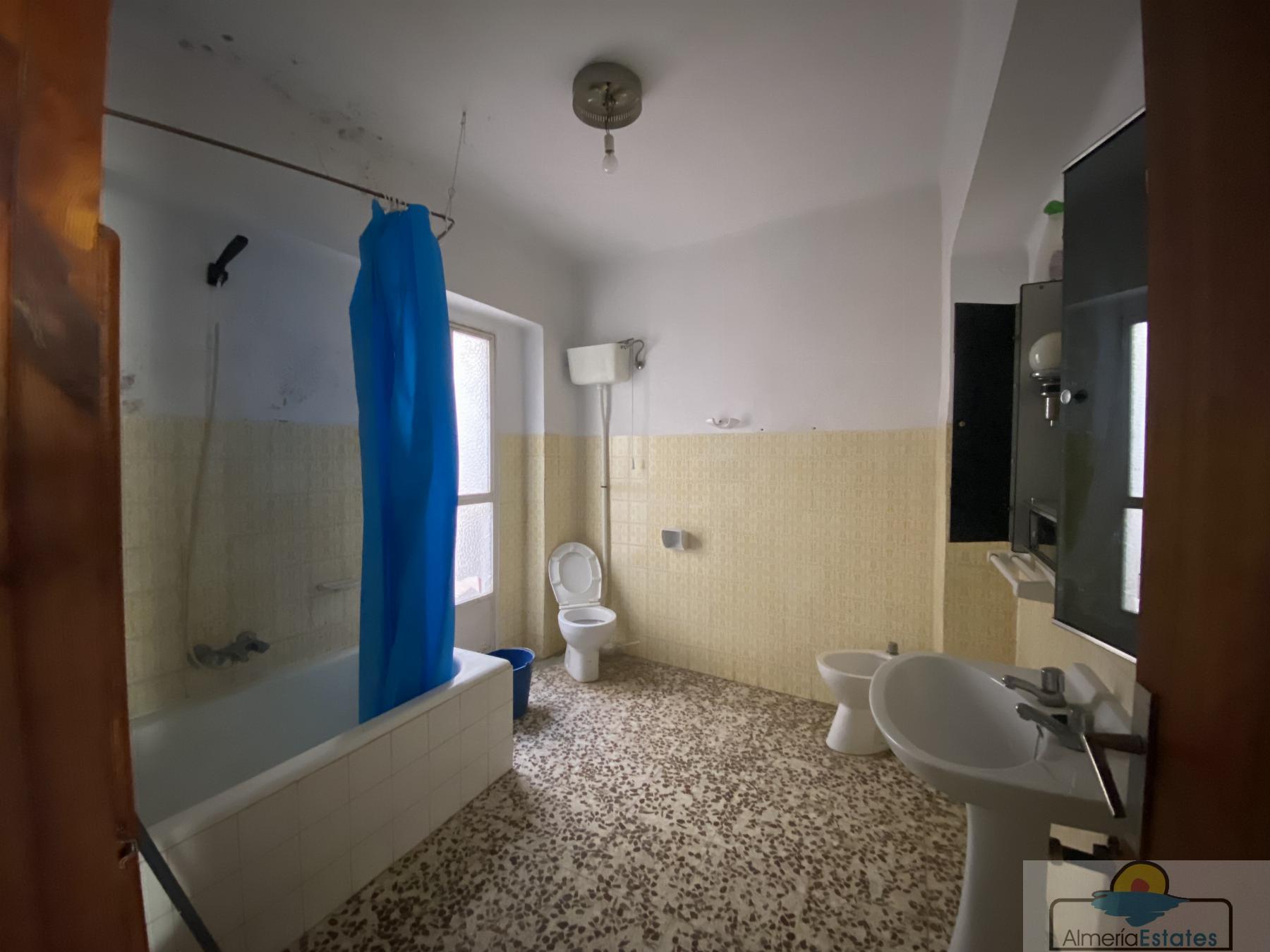 Venta de casa en Tíjola