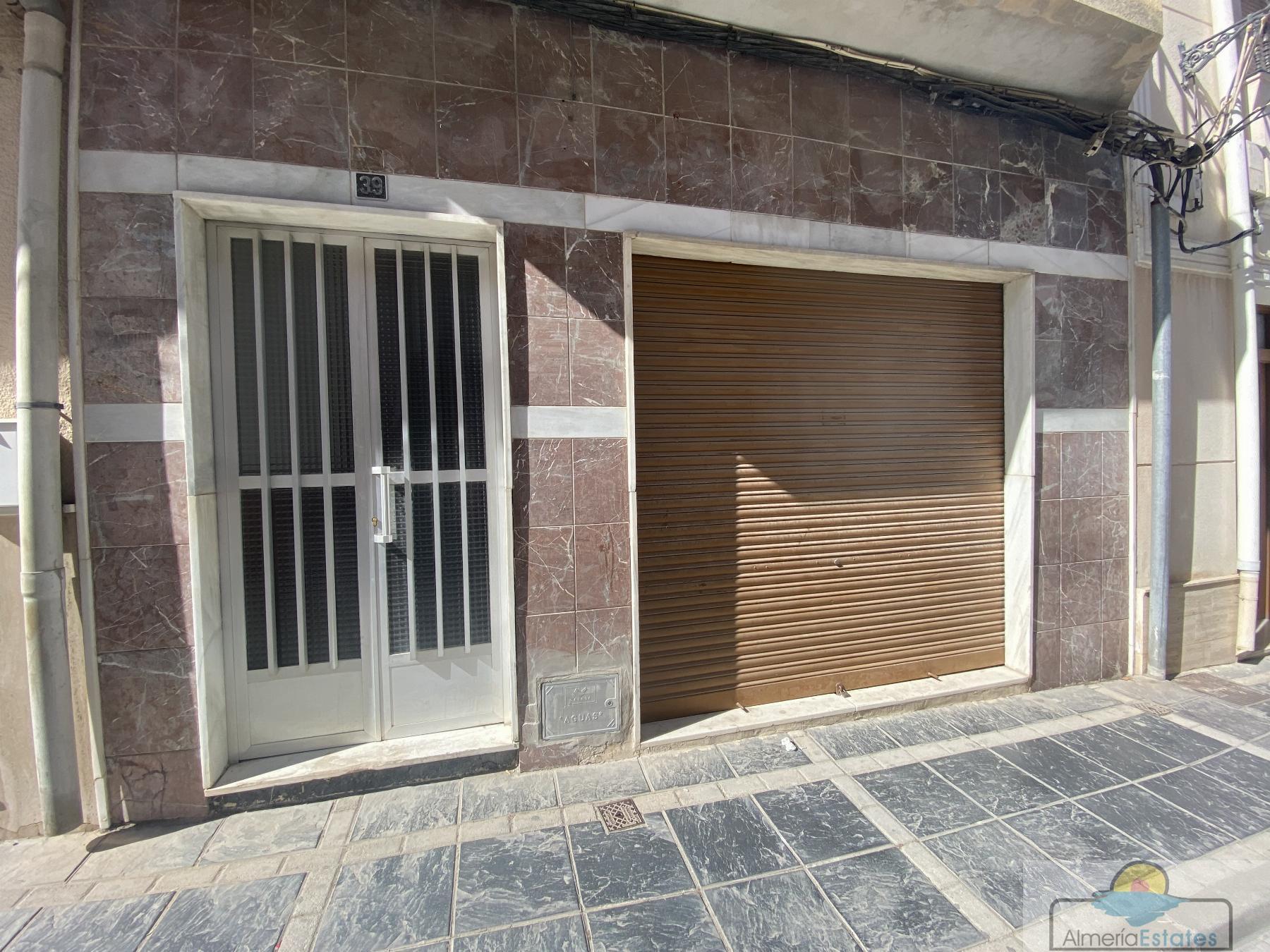 Venta de casa en Tíjola