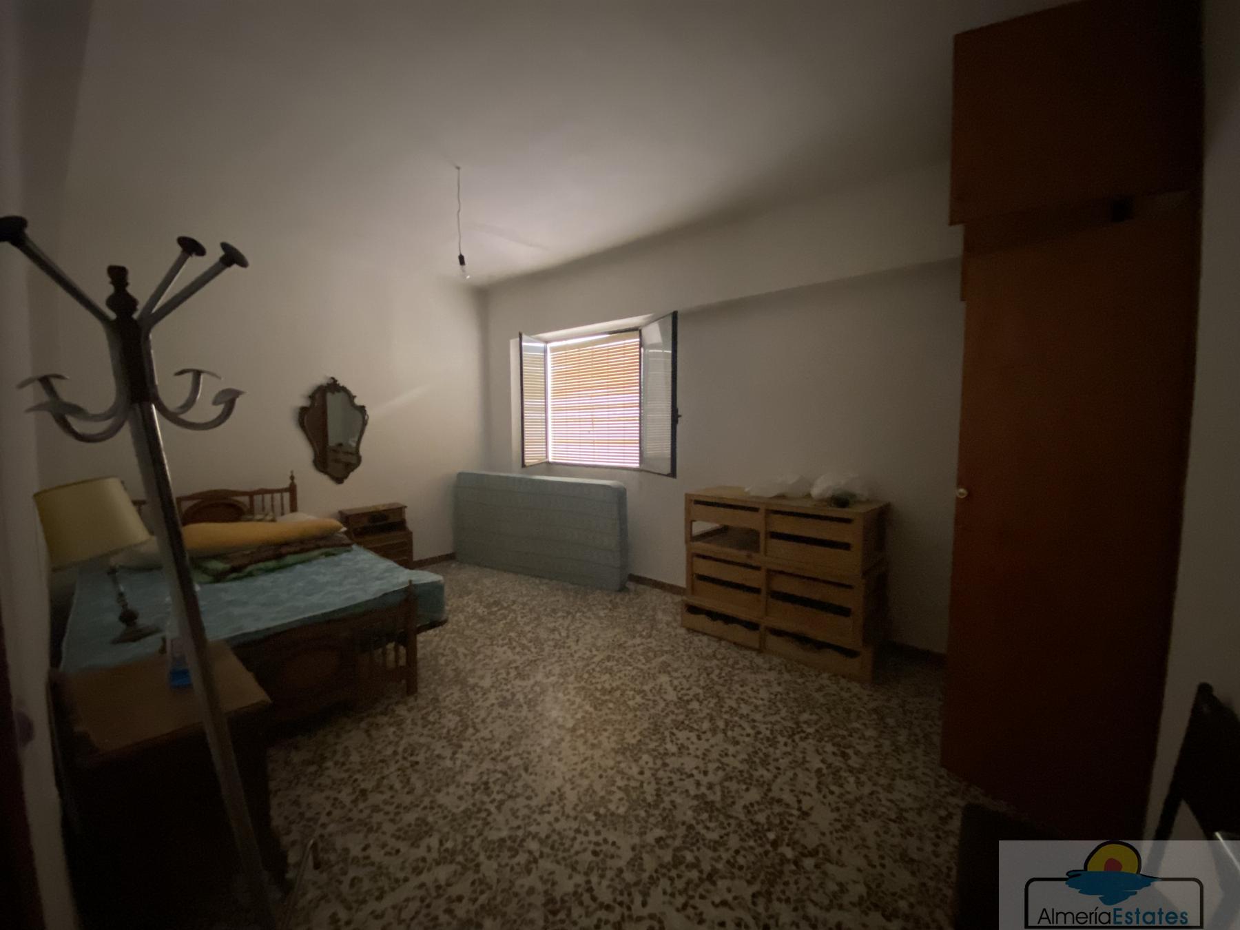 Venta de casa en Tíjola