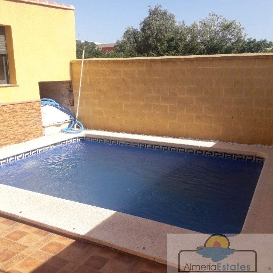 For sale of house in Zurgena