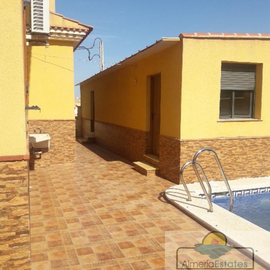 For sale of house in Zurgena