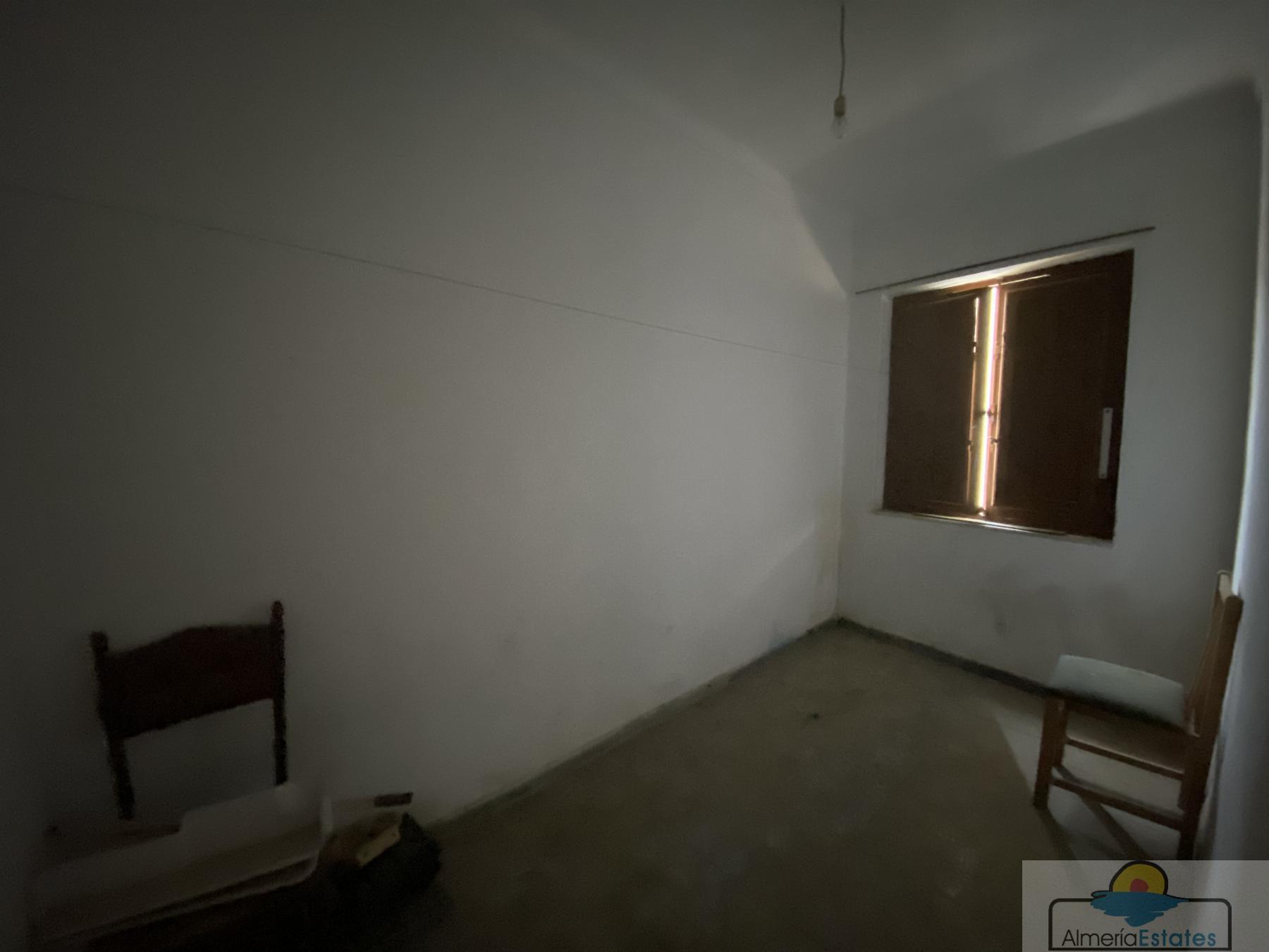 For sale of flat in Olula del Río