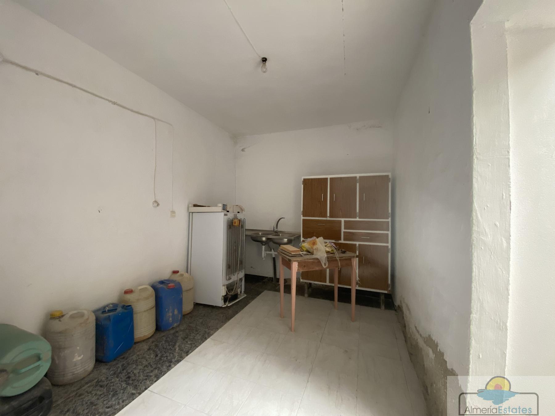 For sale of house in Suflí