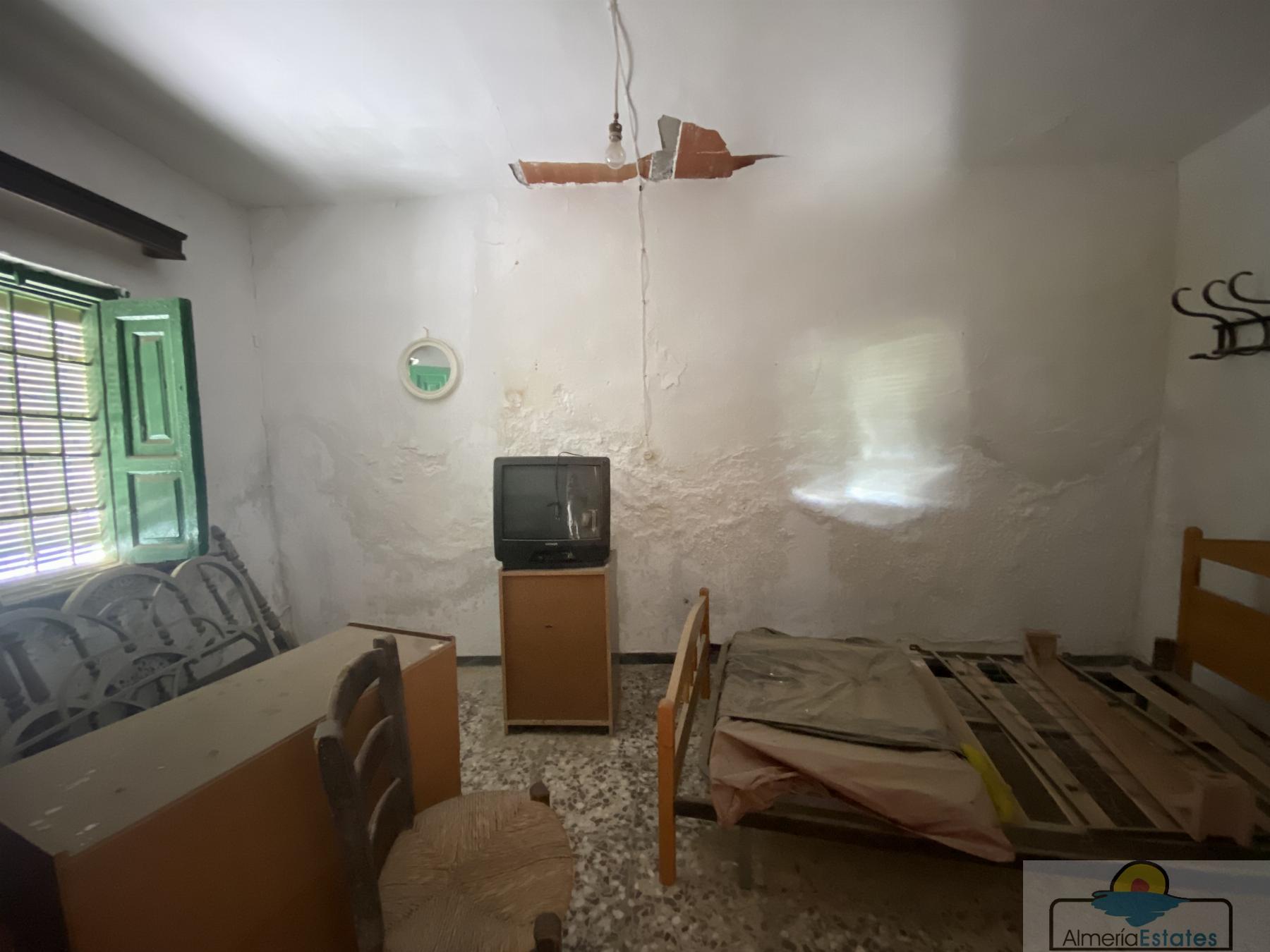 For sale of house in Suflí