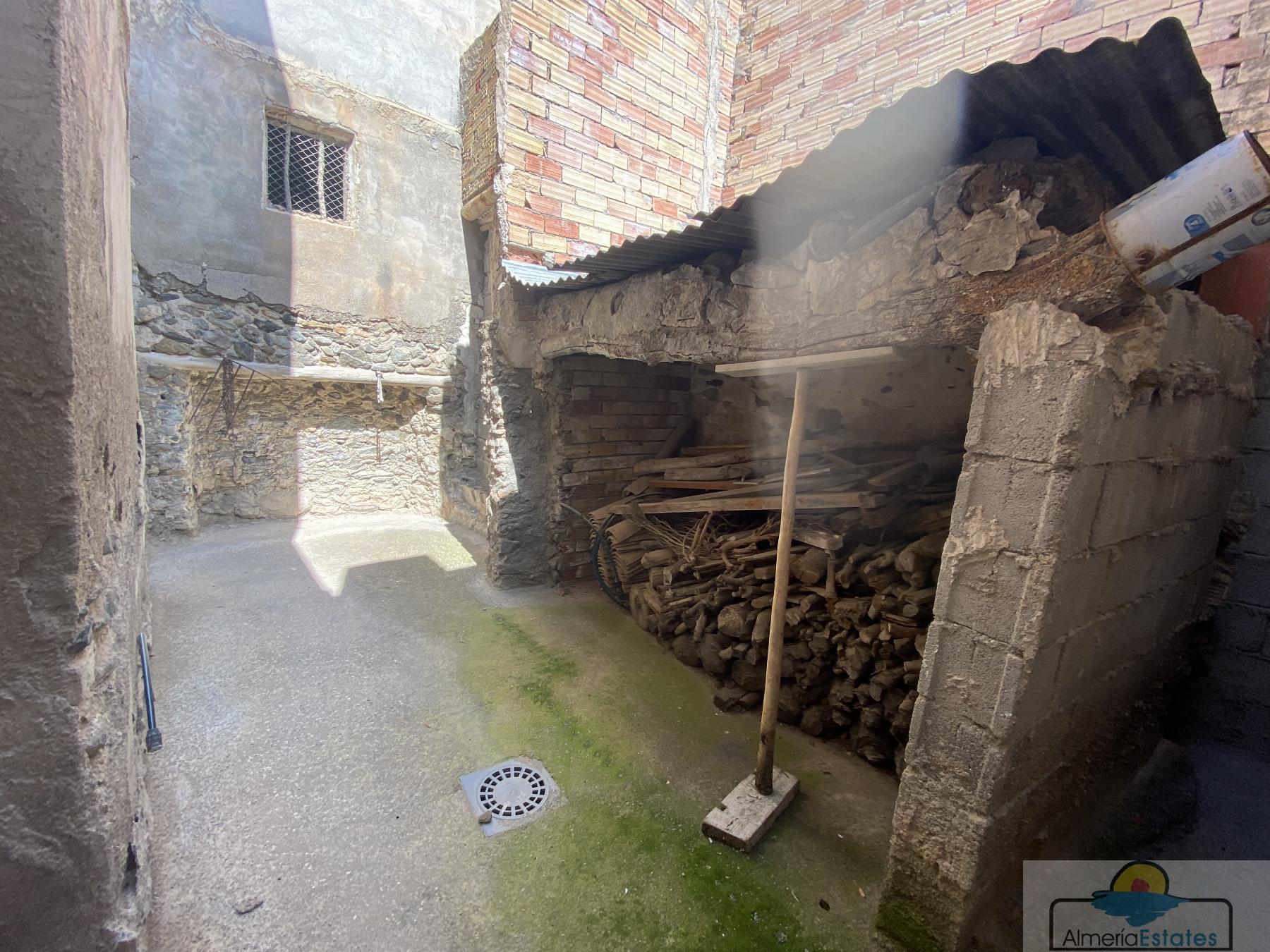 For sale of house in Suflí