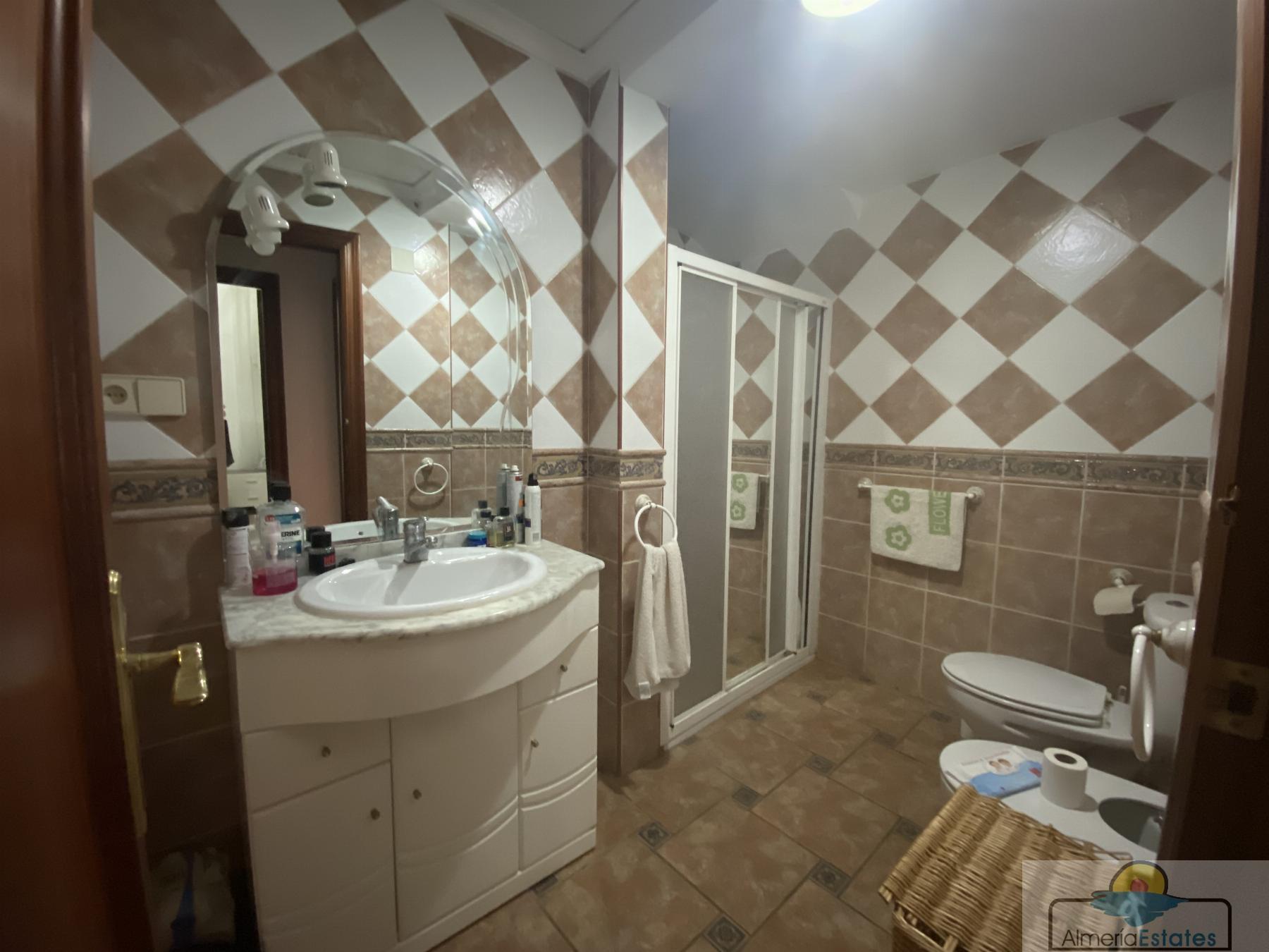 Venta de casa en Tíjola