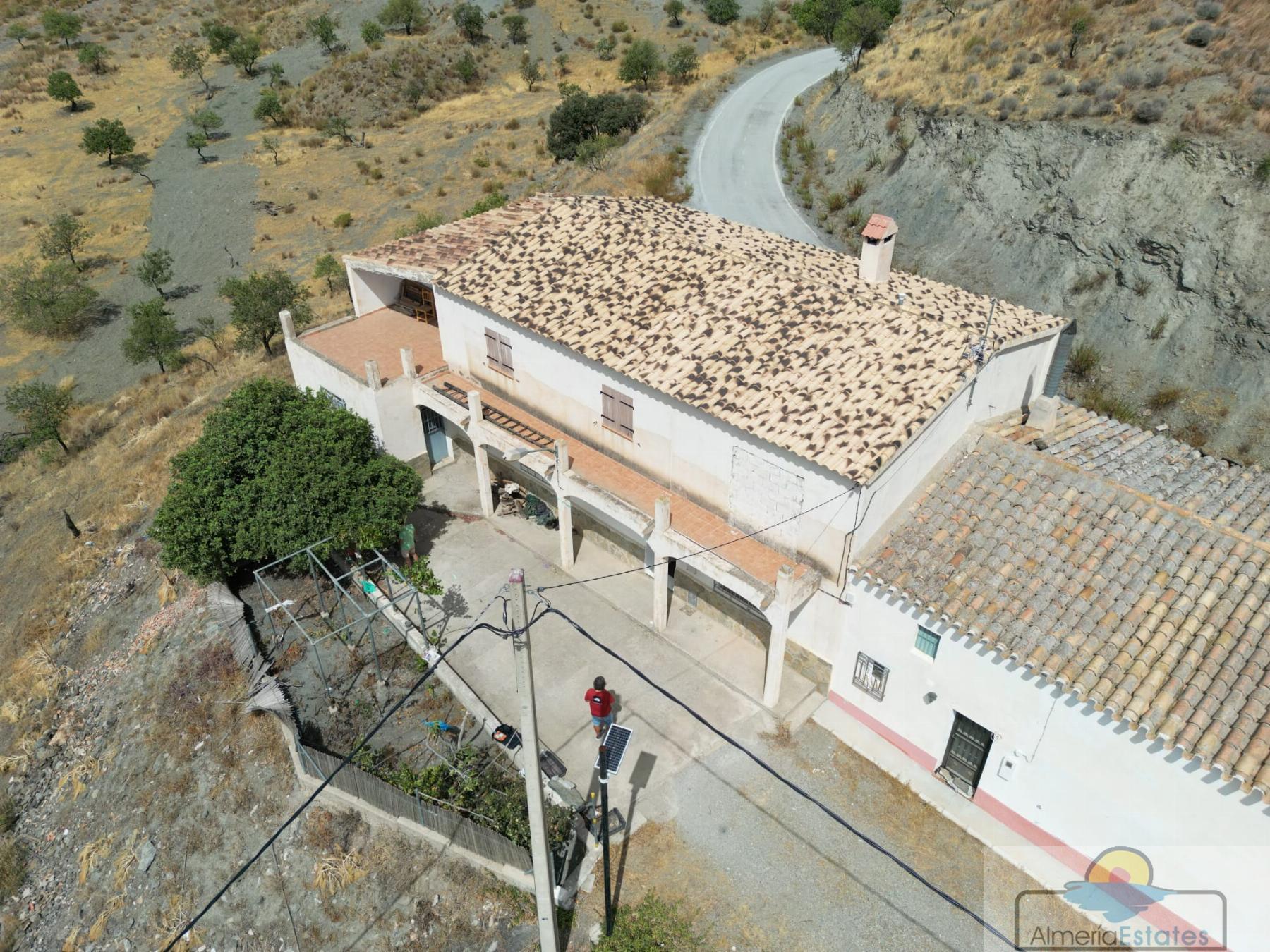 Venta de casa en Taberno