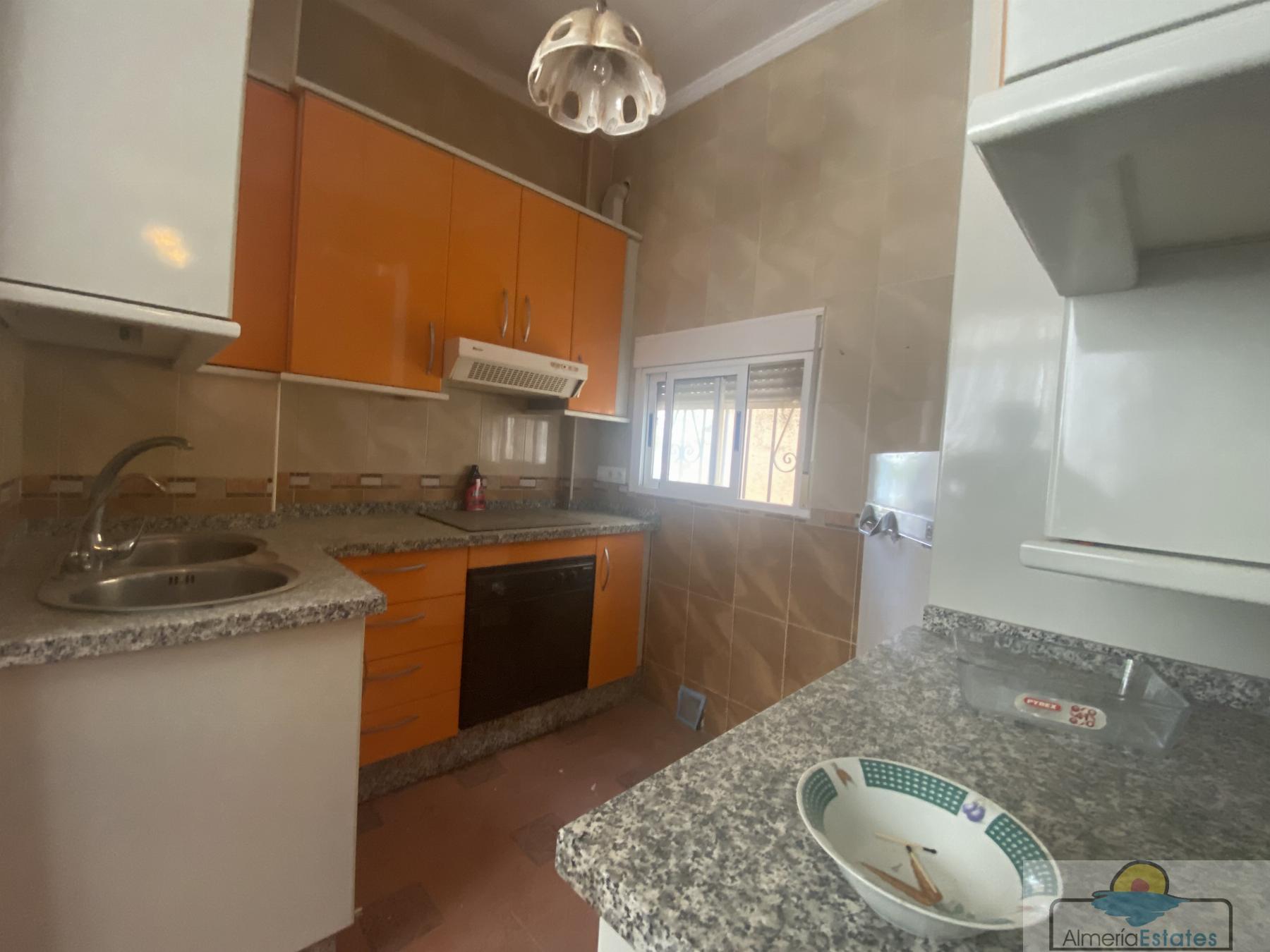 Venta de casa en Purchena