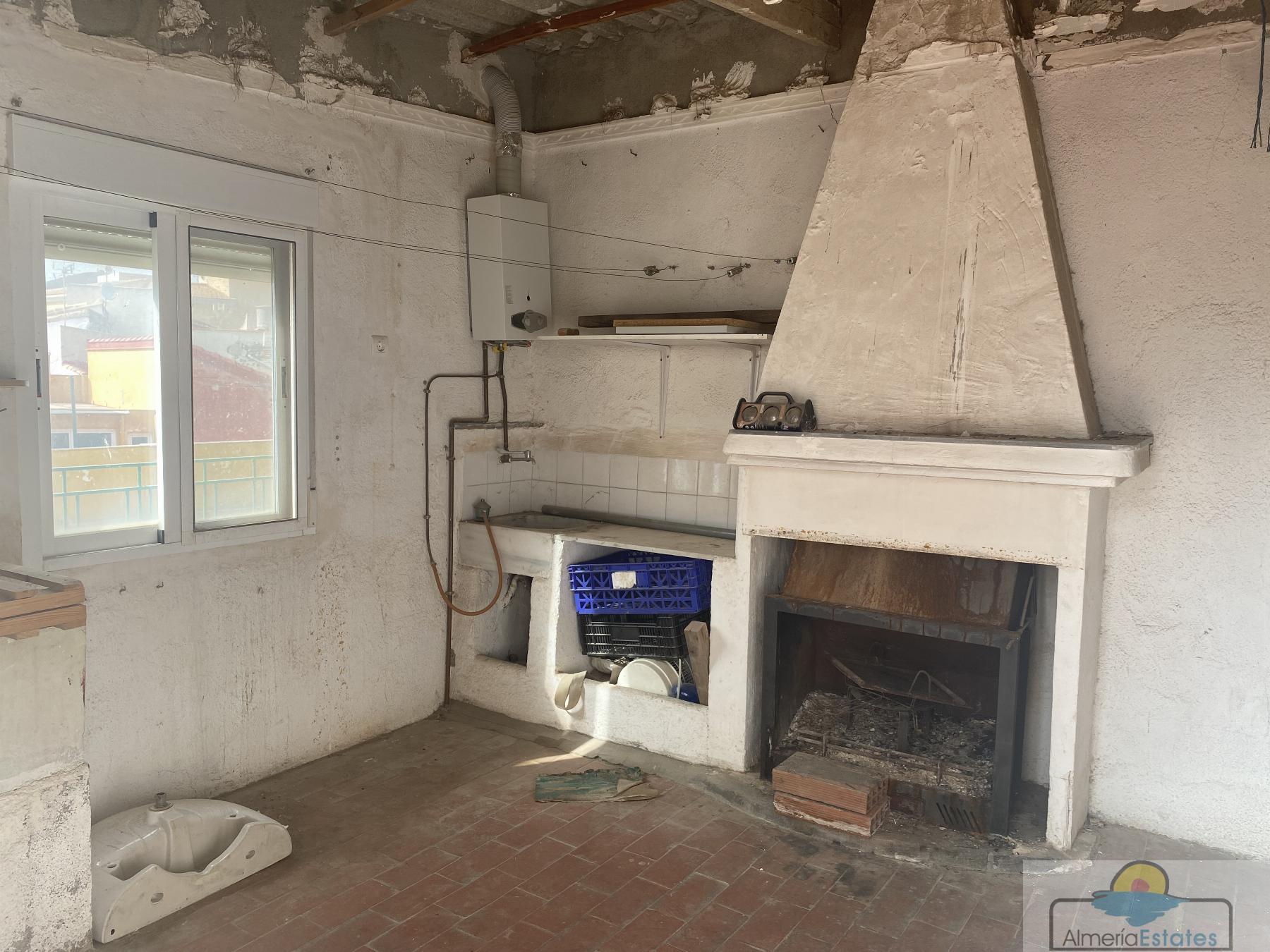 Venta de casa en Purchena