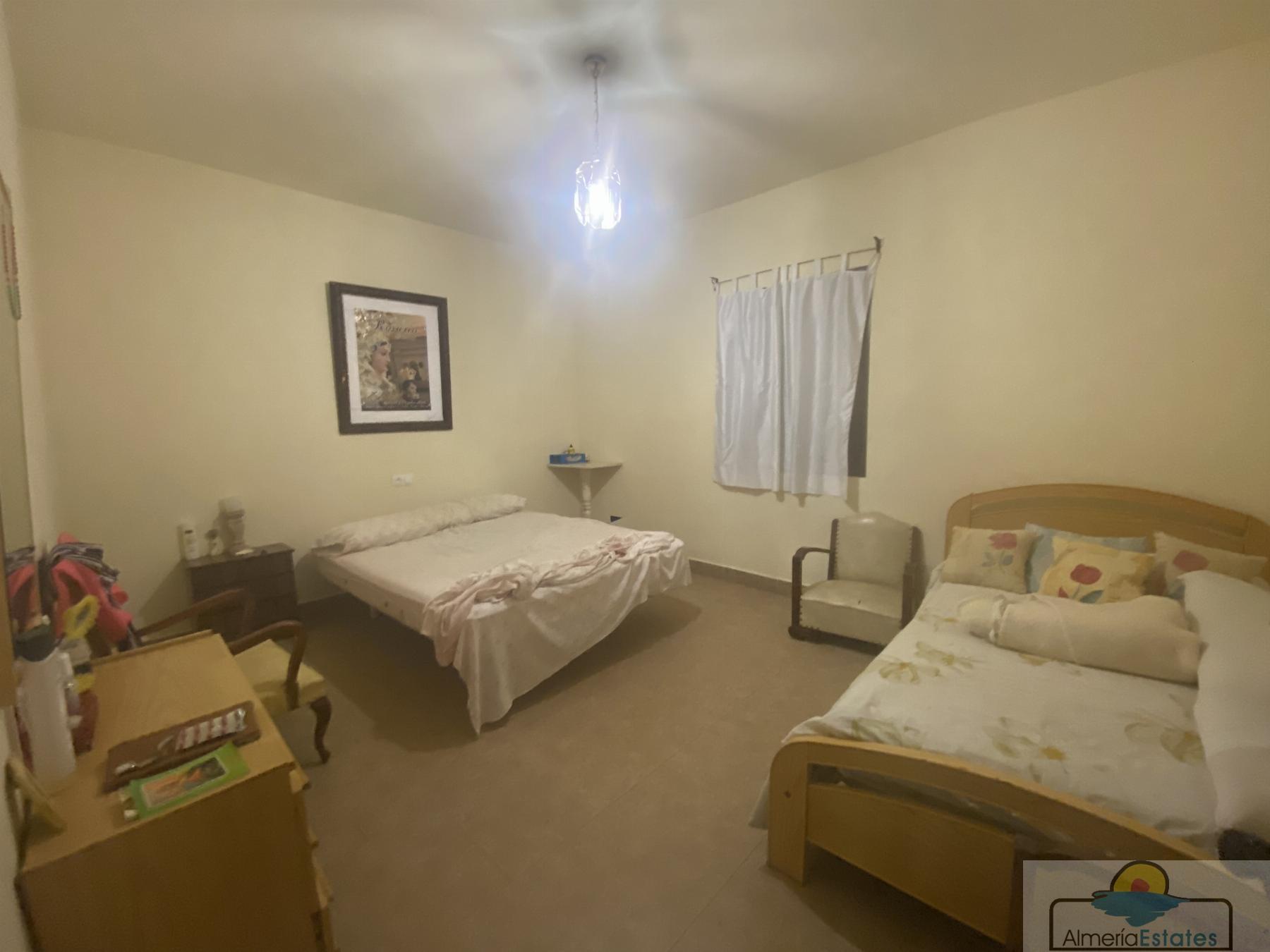 Venta de villa en Macael