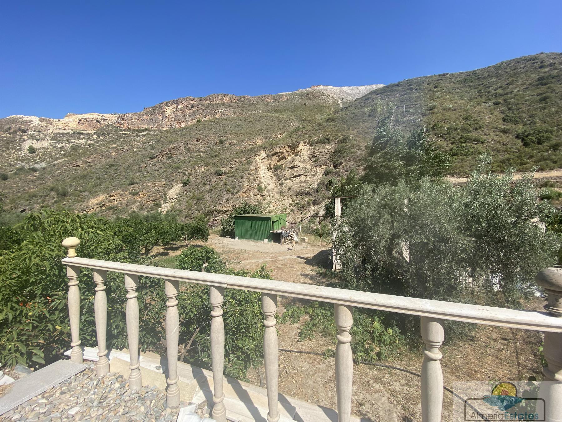 Venta de villa en Macael