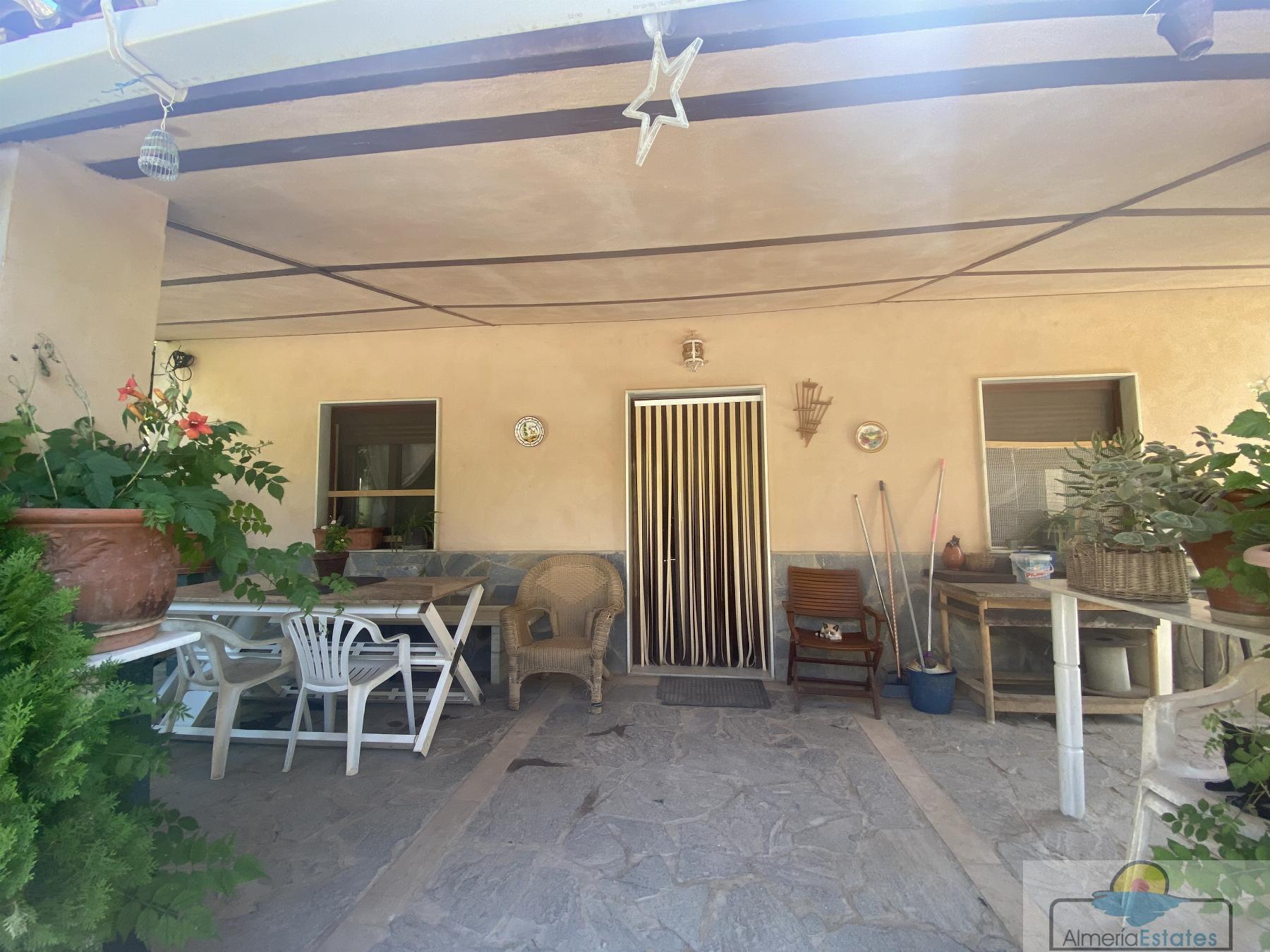 Venta de villa en Macael