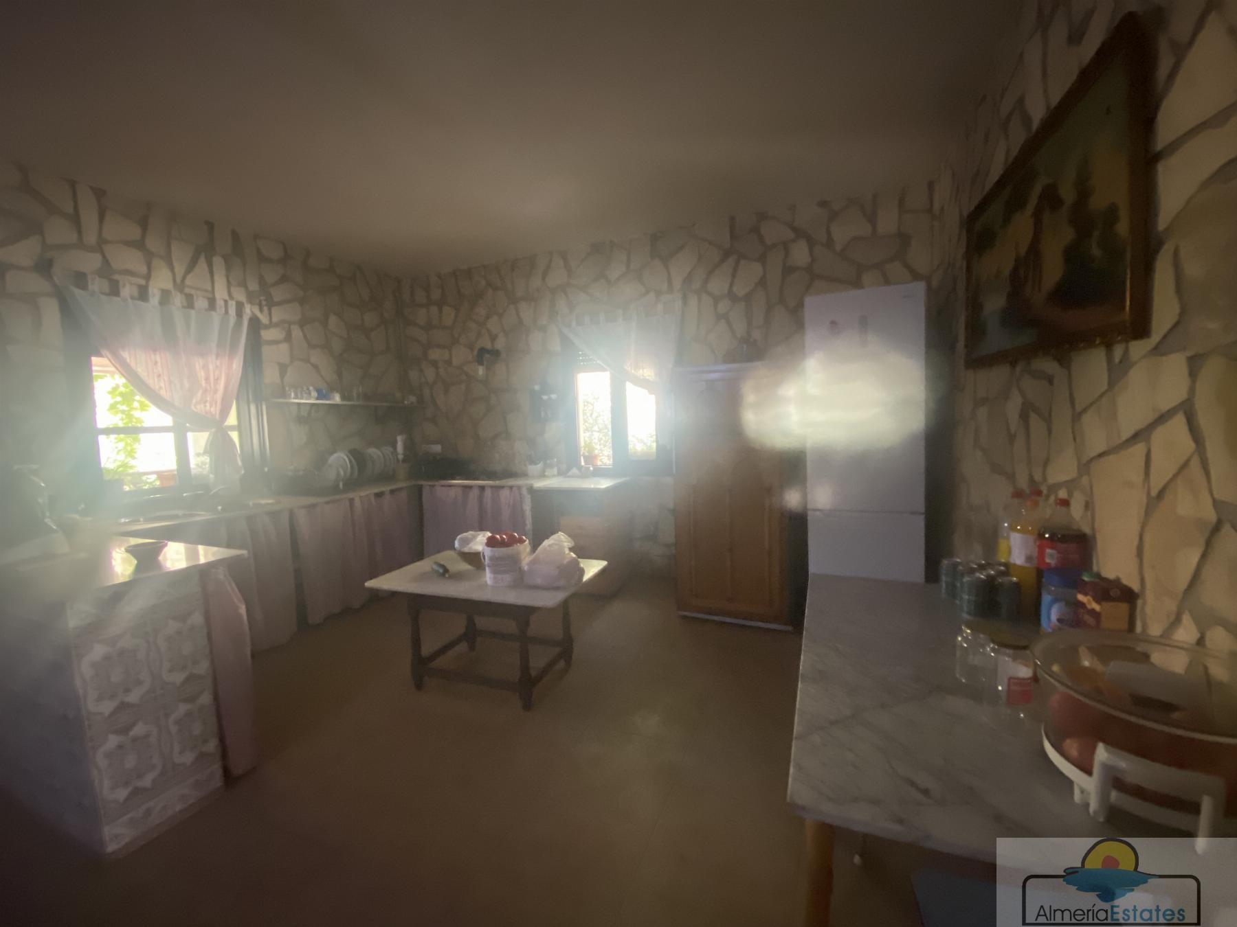 Venta de villa en Macael