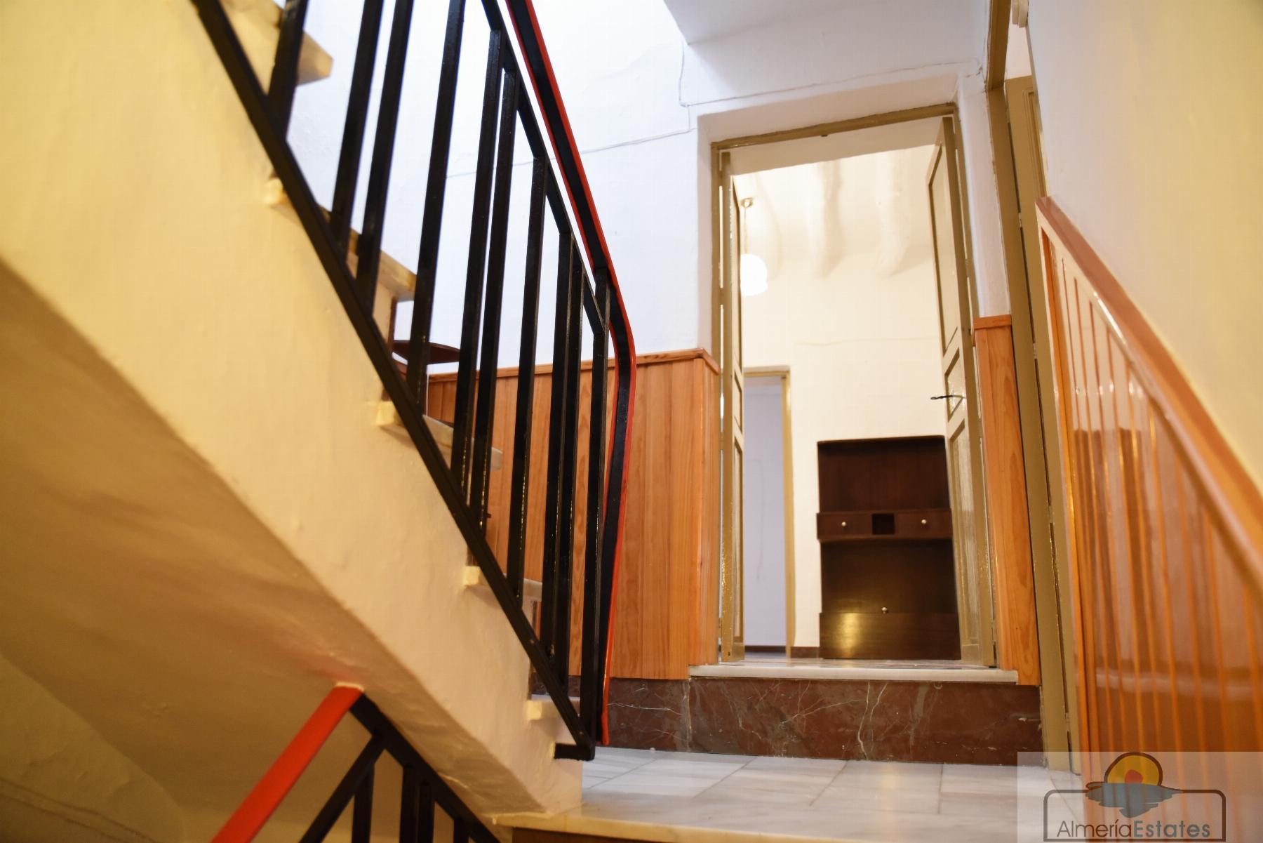 For sale of house in Somontín