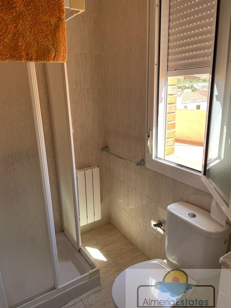 For sale of duplex in Somontín