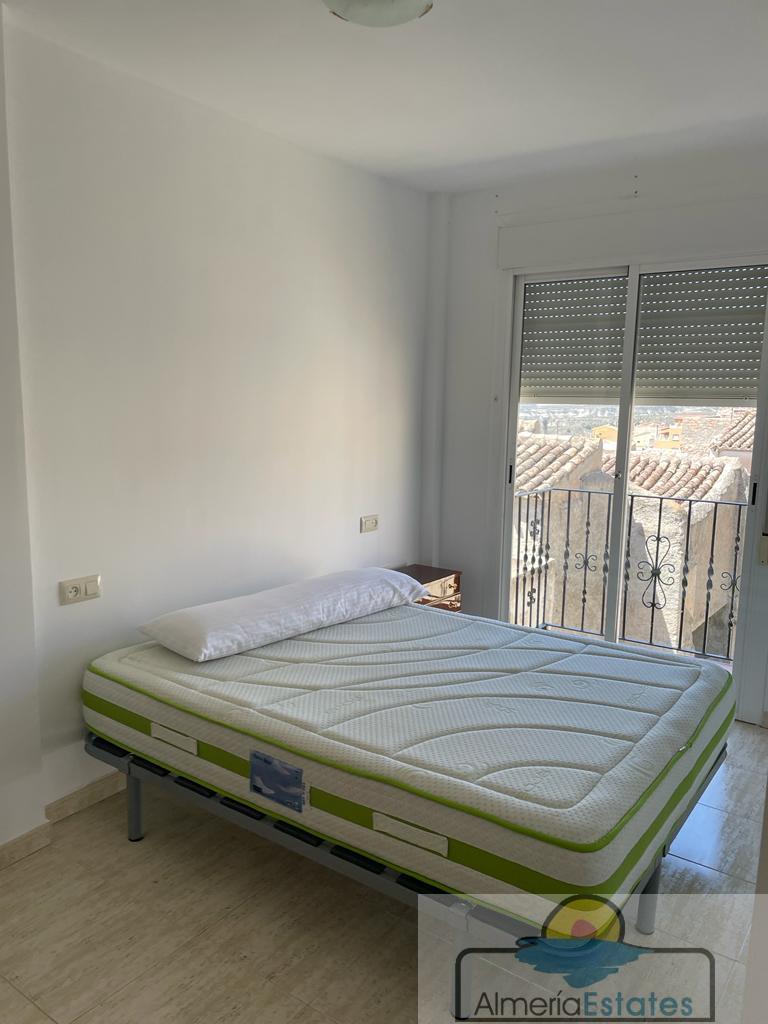 For sale of duplex in Somontín