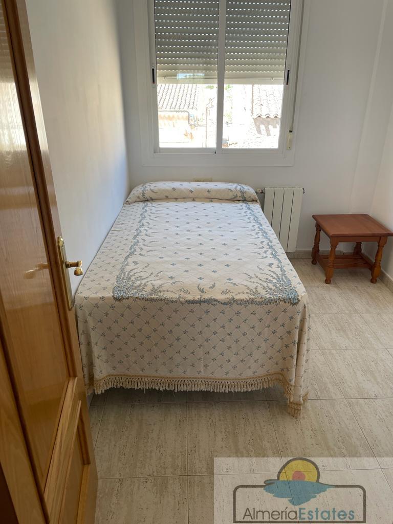 For sale of duplex in Somontín