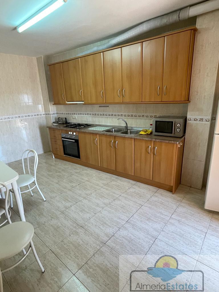 For sale of duplex in Somontín