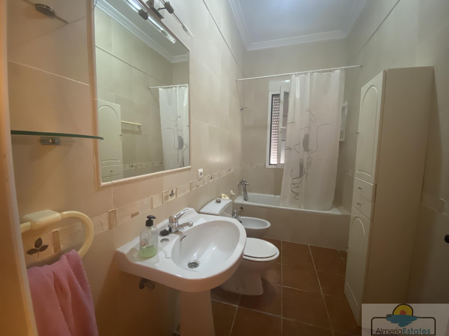 Venta de casa en Tíjola