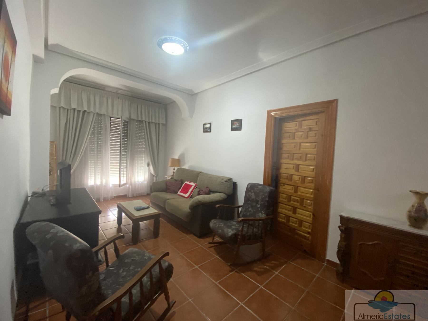 Venta de casa en Tíjola