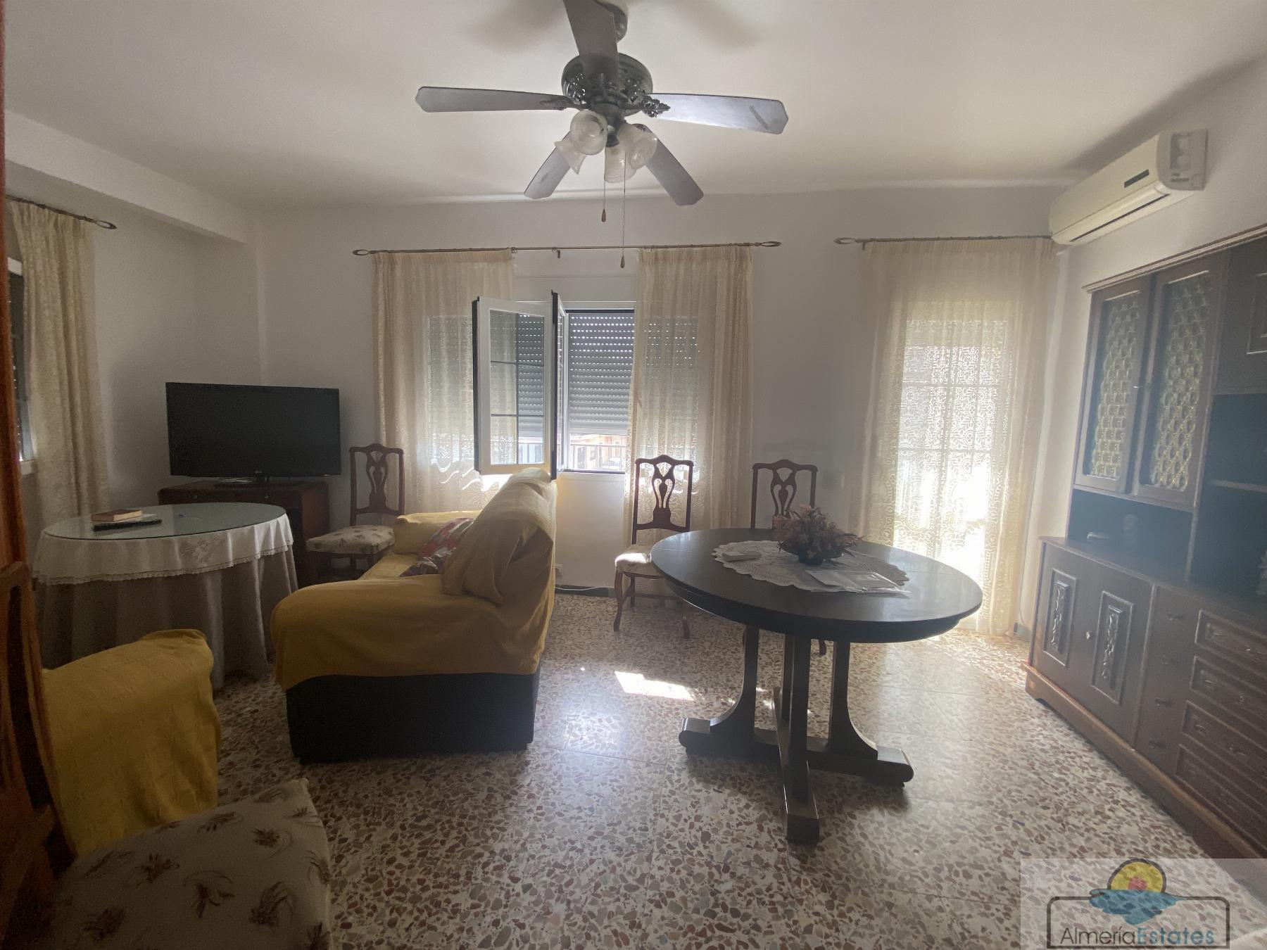 Venta de casa en Tíjola