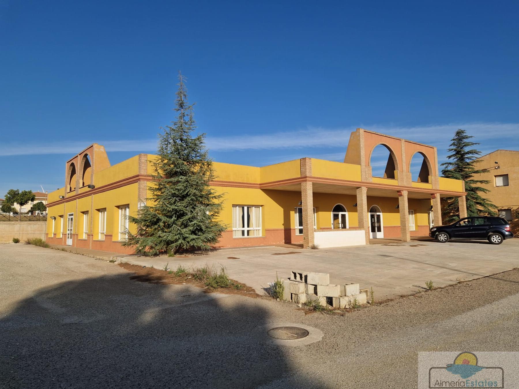 For sale of premises in Alcóntar