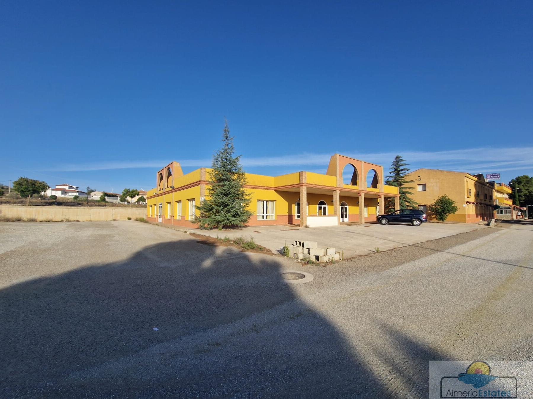 For sale of premises in Alcóntar