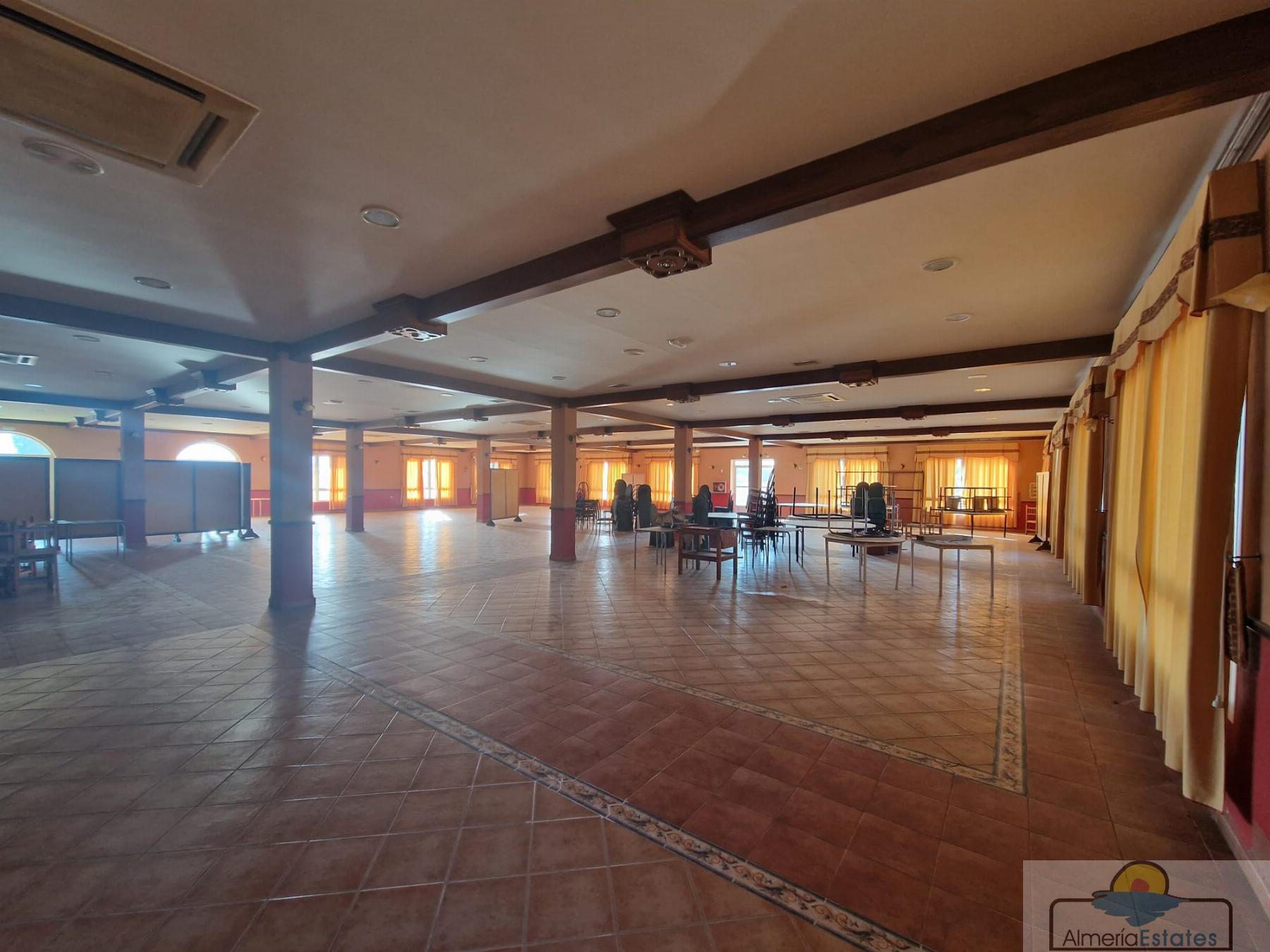 For sale of premises in Alcóntar