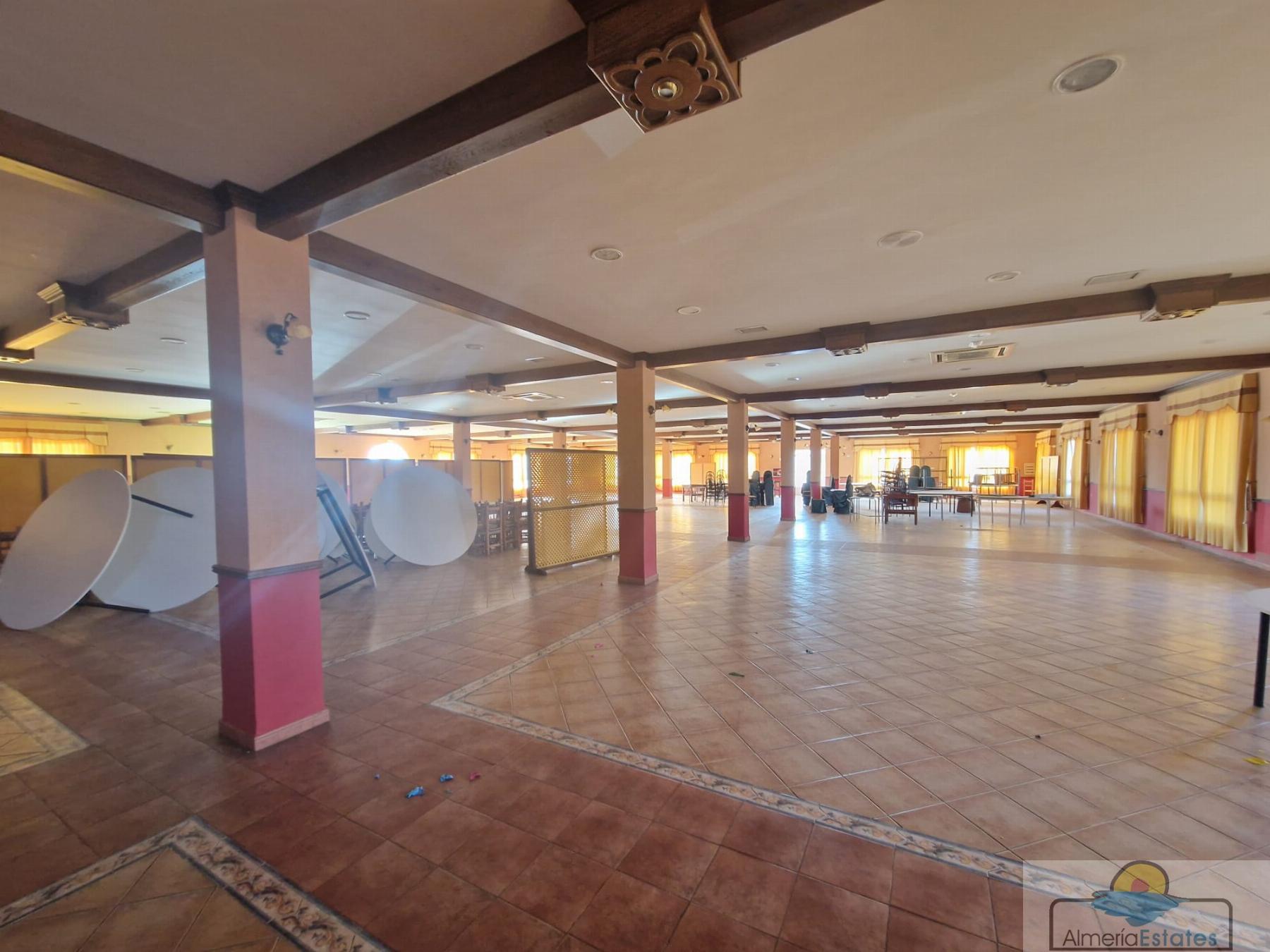 For sale of premises in Alcóntar