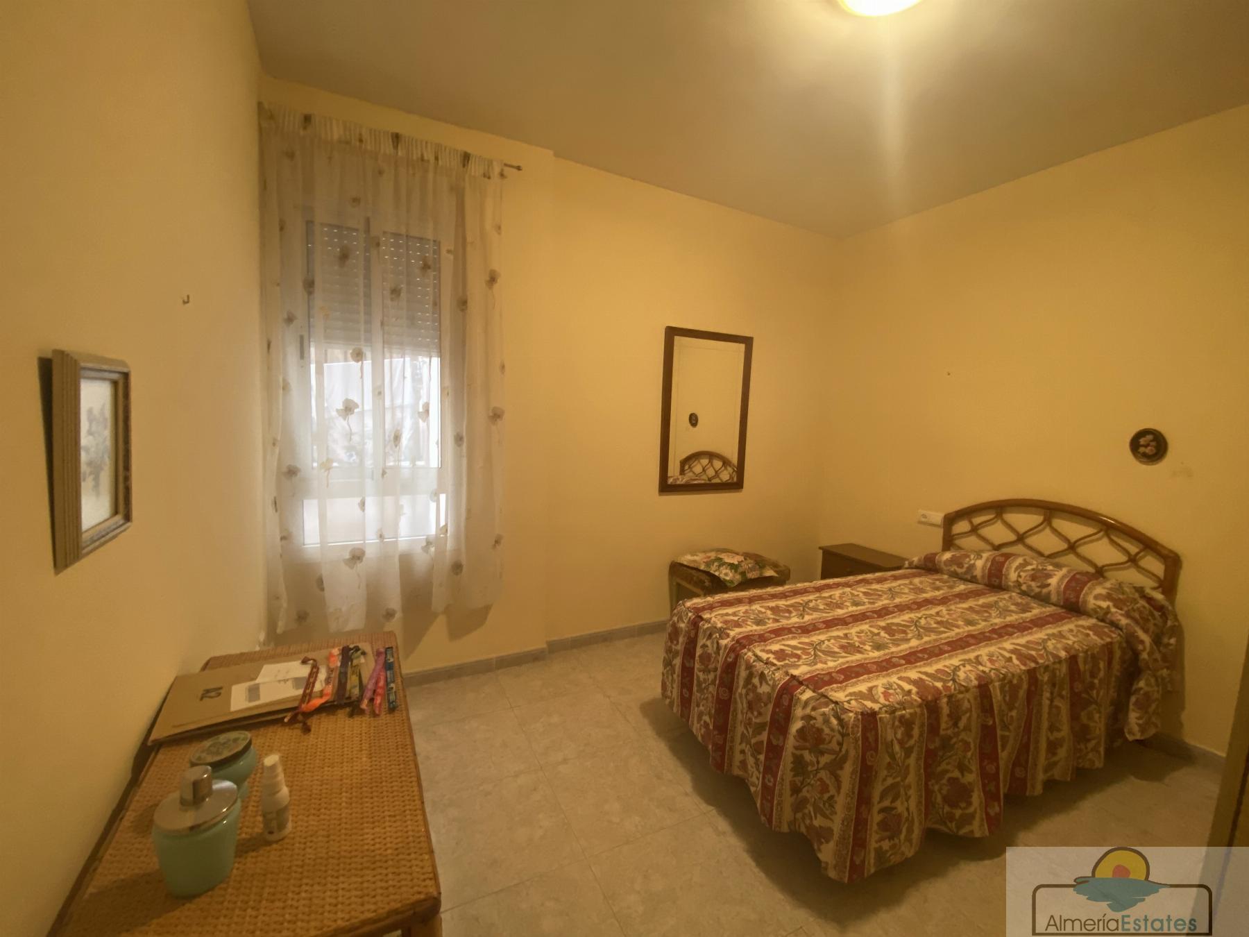 For sale of flat in Olula del Río