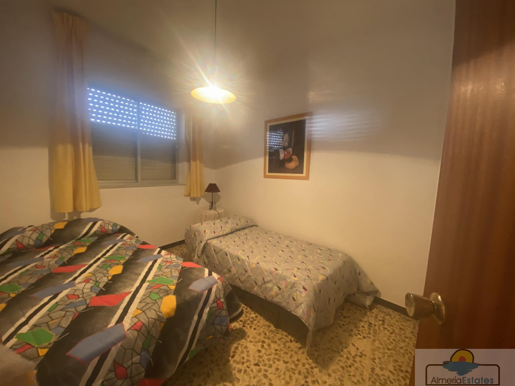 Venta de casa en Purchena