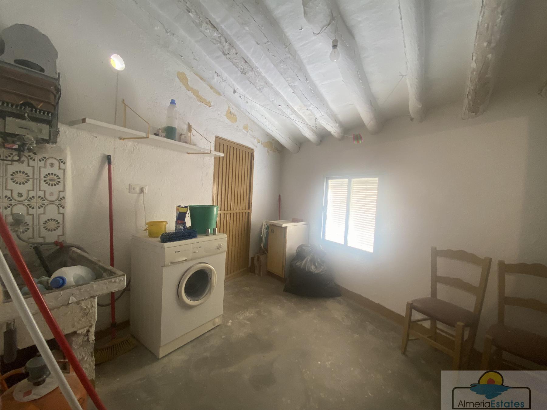 Venta de casa en Purchena