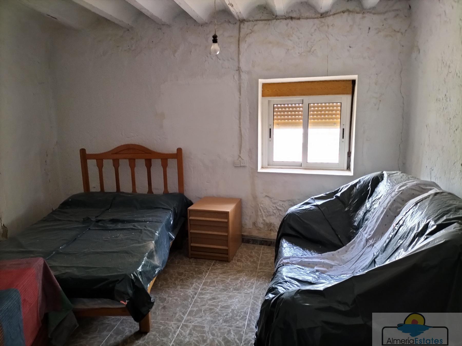 Venta de casa en Taberno