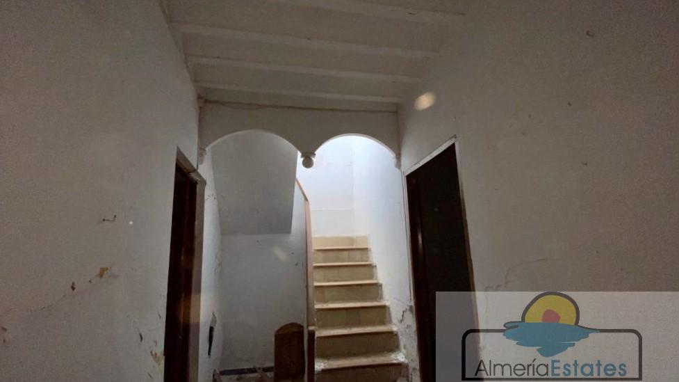 Venta de casa en Taberno